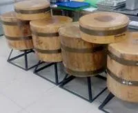 Колода для рубки мяса буковая на подставке