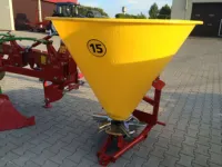 Разбрасыватель навесной (Лейка) Strumyk S-300