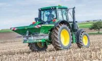 Разбрасыватели удобрений John Deere