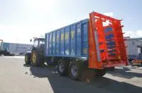 Полуприцеп с попрессовкой ПСП-15НР «Гигант» с разбрасывателем огранических удобрений